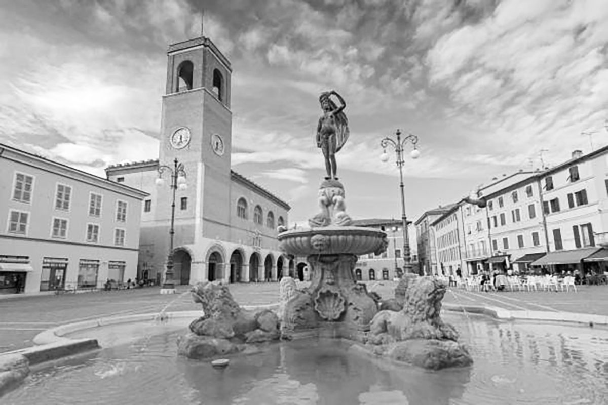 Fano d'inverno, passeggiate, aria marina e panorami che incantano